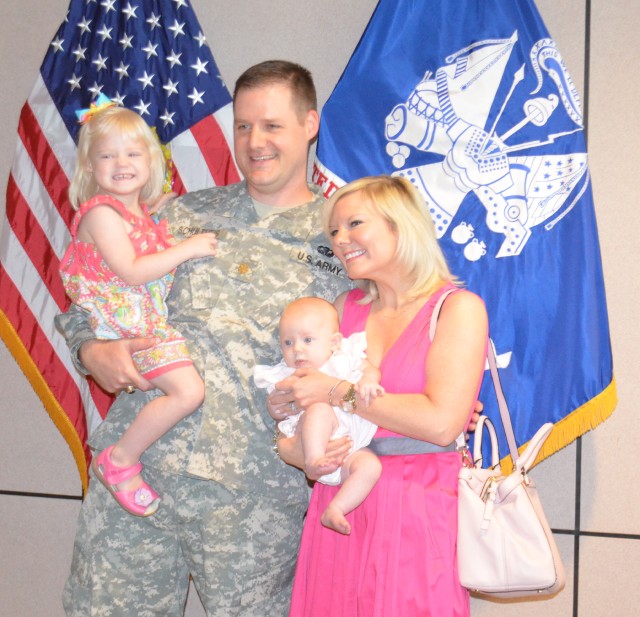 NEW AMCOM HHC COMMANDING FAMILY