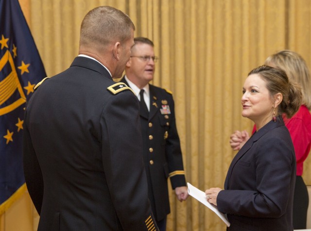 DoD: Hiring Heroes Career Fair Generates 17 Job Offers, 143 Interviews