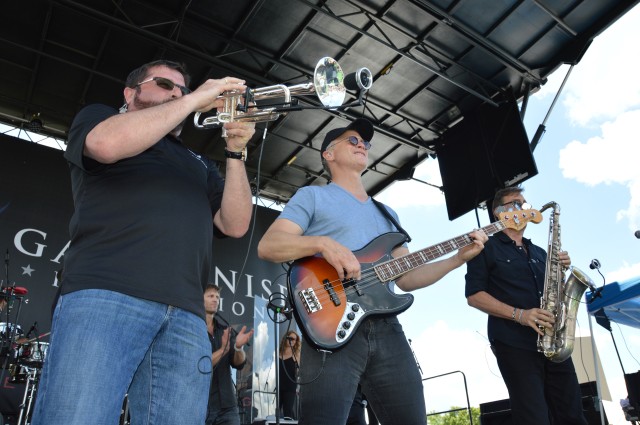 Gary Sinise and the Lt. Dan Band