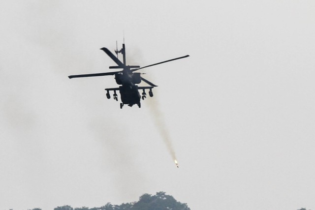 4-2nd Avn. Regt. conducts attack exercise