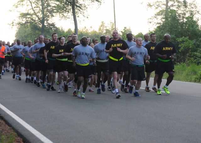 21st TSC, USAG-RP commemorate Army birthday with 3-mile run