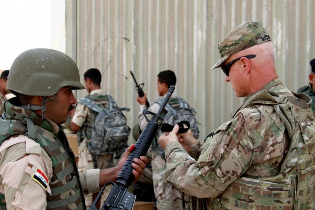 U.S. supplies critical weapons to Iraqi Security Forces in fight against ISIL