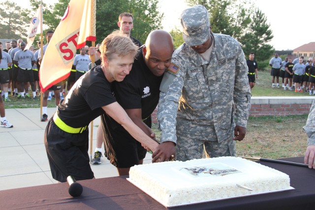1st TSC celebrates U.S. Army's 240th birthday
