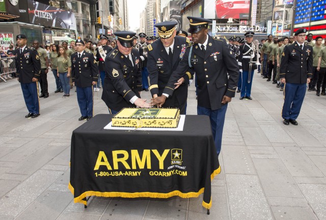 Army 240th birthday cake in Times Square