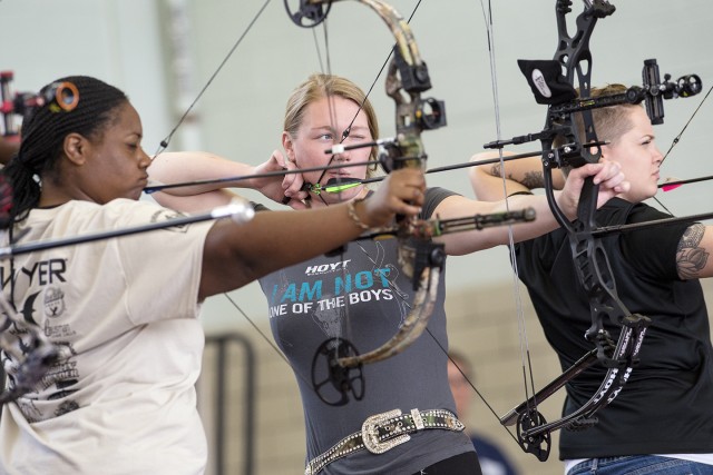 Kuczer sets archery records at DOD Warrior Games