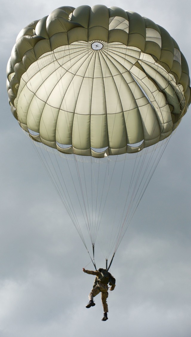 US, Latvian military conduct airborne training in conjunction with Europe-wide exercise