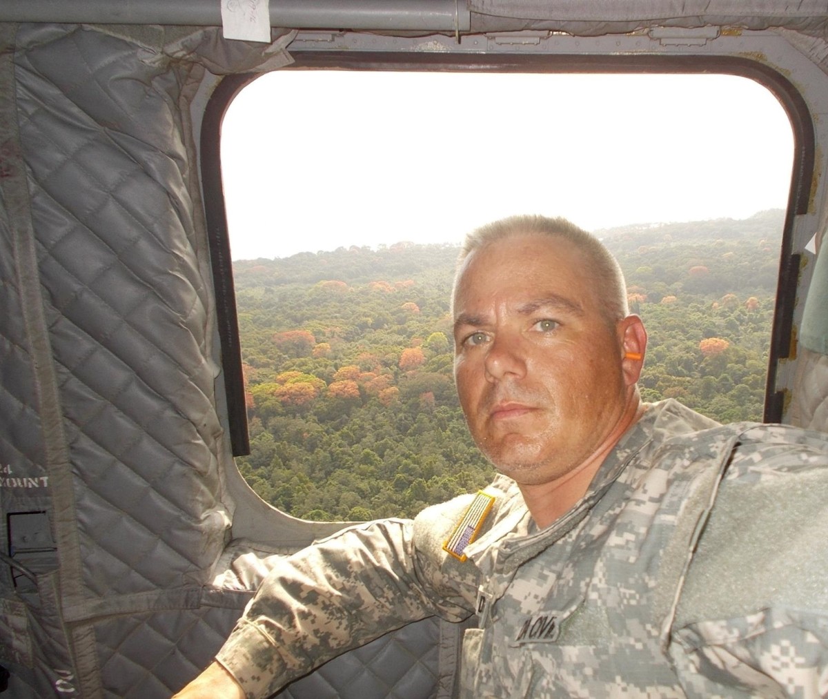 Liaison engineer honored for Liberia deployment Article The United