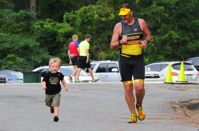 Army Strong: Athletes brave heat to compete in triathlon