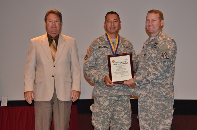 Kuykendall receives Honorable Order of Saint Michael, Bronze Award