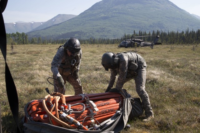 Alaska Army National Guard Black Hawk crews help fight Alaska fires