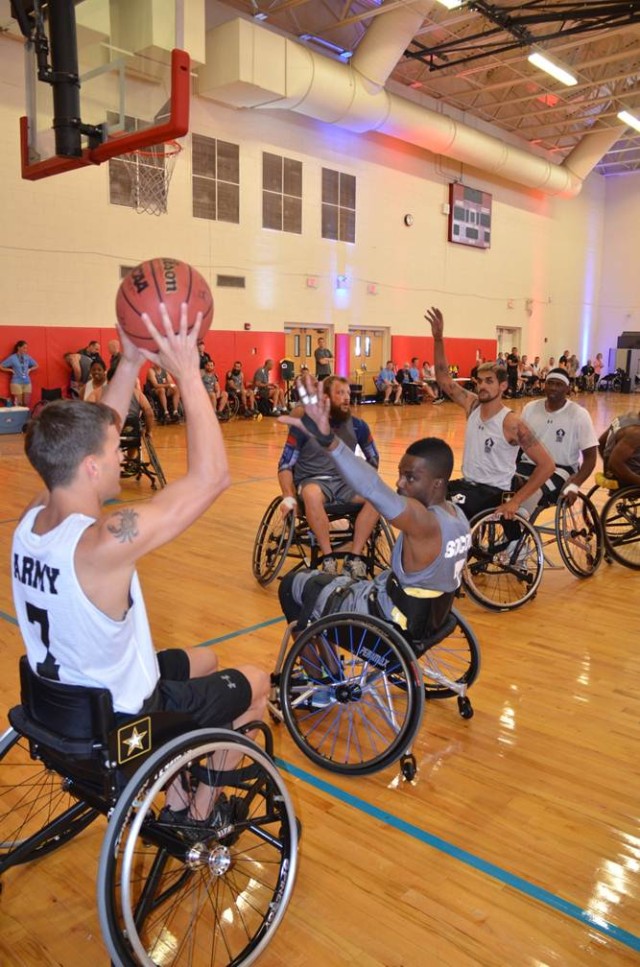 Team Army vs. Team SOCOM plays in Wheelchair Basektball at DoD Warrior Games