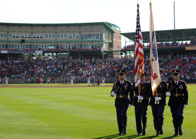Fort Leonard Wood helps Springfield Cardinals honor military