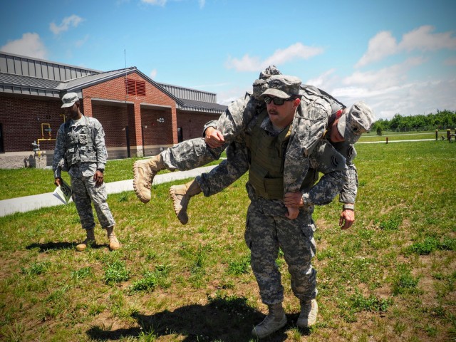 New York Army National Guard Soldiers hone combat lifesaver skills