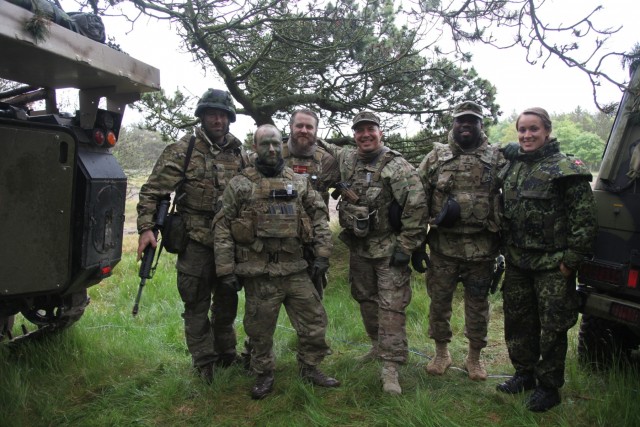 7th CSC Civil Affairs, Danish CMIC team build interoperability during Brave Lion 15