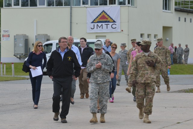 Secretary of Defense Carter visits the Grafenwoehr Training Area, June 26, 2015