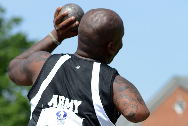 Army athletes strike gold, silver, bronze in DOD Warrior Games field events