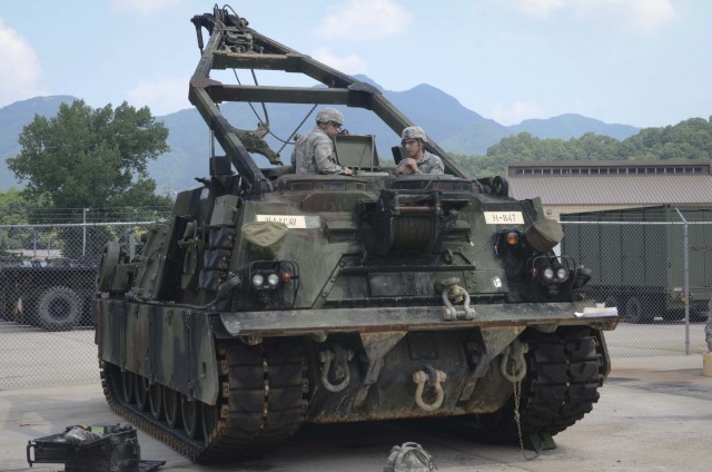2ABCT's Mustangs prepare to fight tonight
