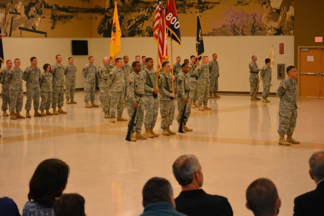 Boganowski succeeds Geck as 800th LSB commander