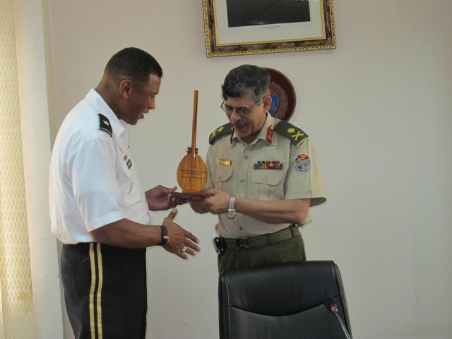 Brig. Gen. Sargent meets with Bangladesh DGMS