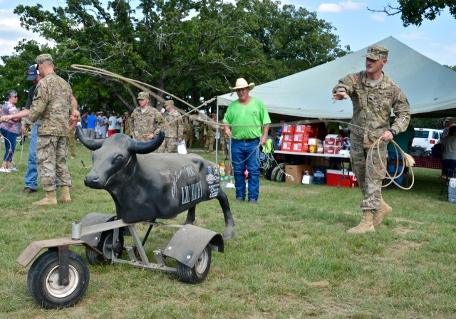 Gatesville community celebrates Warrior-Citizens