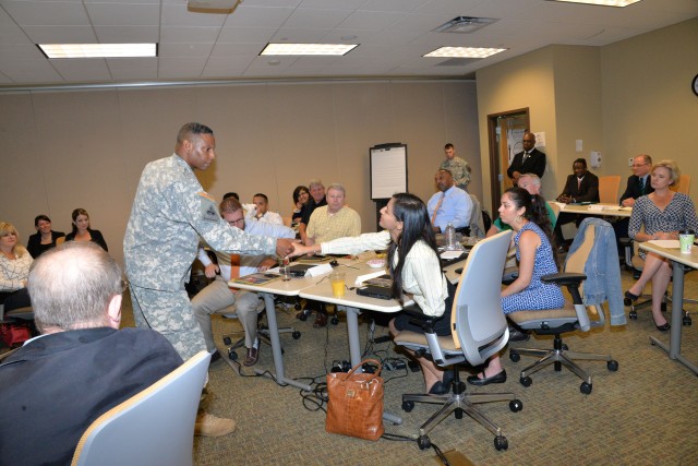 MG Lawarren Patterson meets members of the CP29 Class