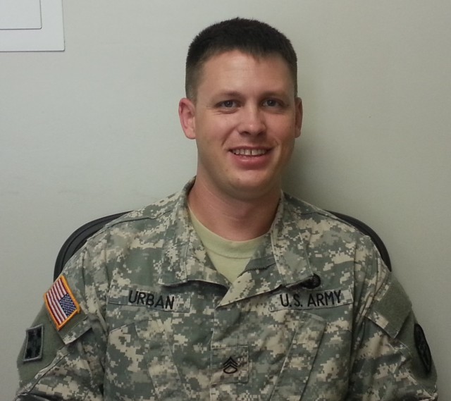 Schofield Barracks Health Clinic Non-Commissioned Officer Saves Skydivers Life