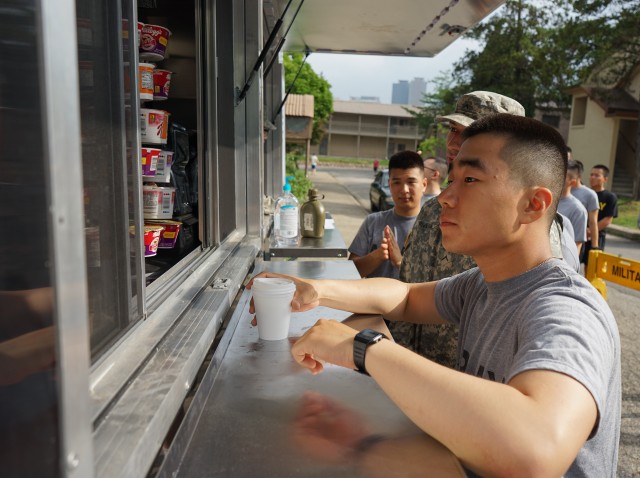 Eighth Army Unveils "Grab and Go" Canteen