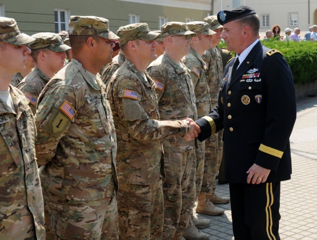 US Soldiers celebrate independence with Lithuania