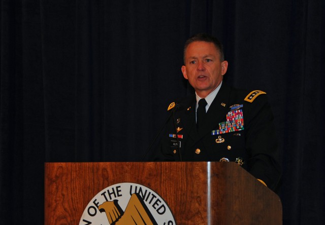 Allyn stresses 'Soldier empowerment' as Army moves toward global land power network