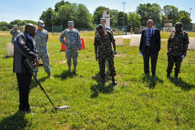 Tanzanian Army Leaders visit JMTC