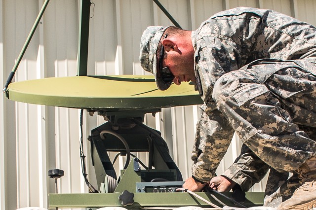 Terminal brings connectivity to Global Combat Support Systems-Army in the field