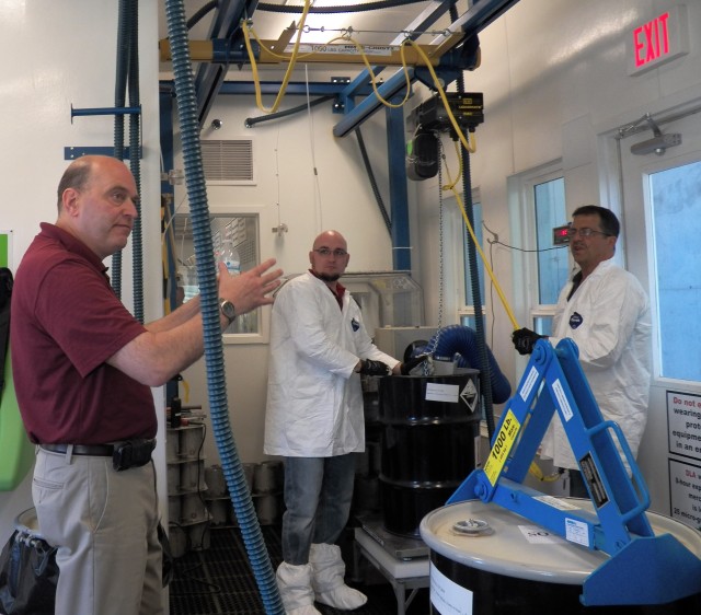 Director, DLA Acquisition (J7) Matthew Beebe visits depot