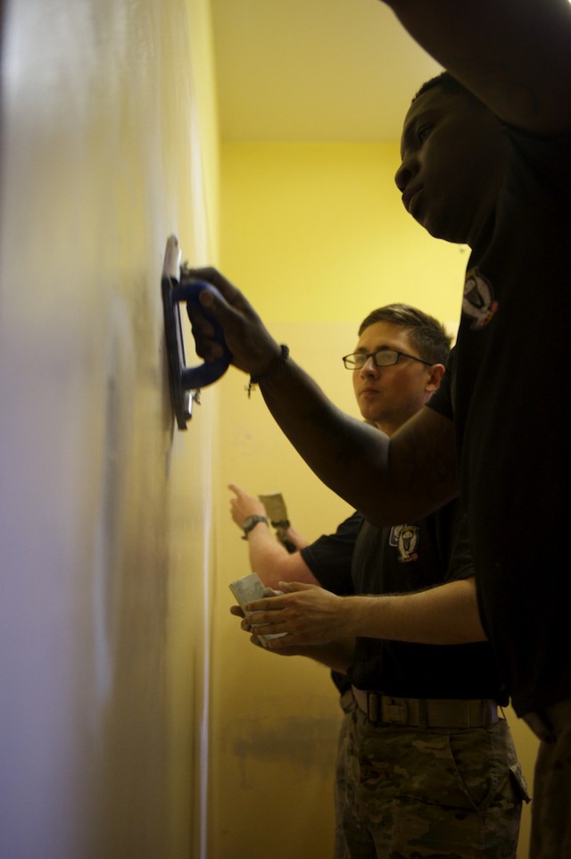 US Soldiers pay-it-forward, help renovate Latvian orphanage
