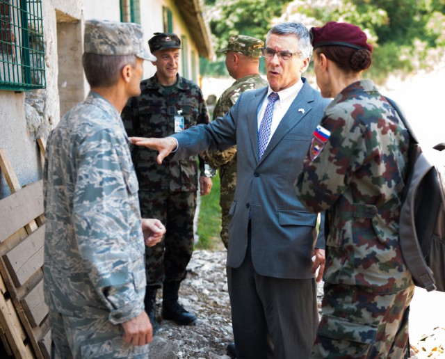 U.S. Ambassador visits Colorado Air National Guardsman during project in Slovenia
