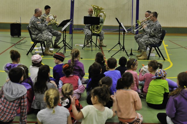56th Army Band provides musical education for Australian youth