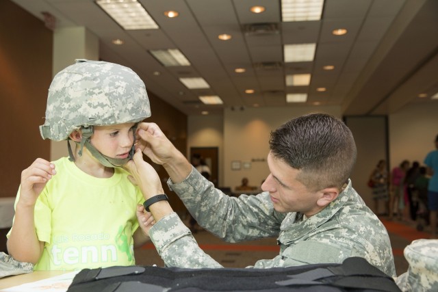 BOSS Soldiers interact with children at Ashburn Library