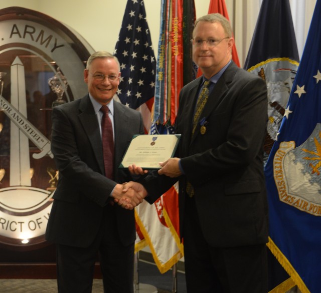 Command says farewell to labor counsel