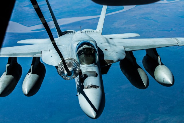 KC-10 refueling operations