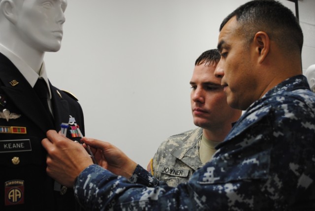 Help wanted: Enlisted aides in valued roles for Army leaders