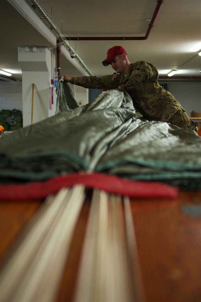 Riggers help 'Sky Soldiers' stay mission- capable during Operation Atlantic Resolve
