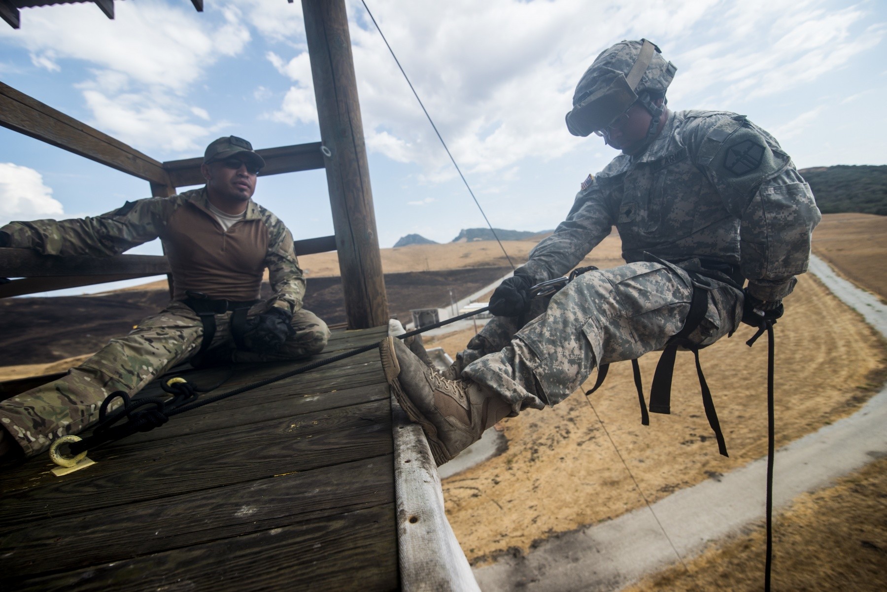 combat-multi-tool-unit-trains-to-send-engineers-to-sapper-school