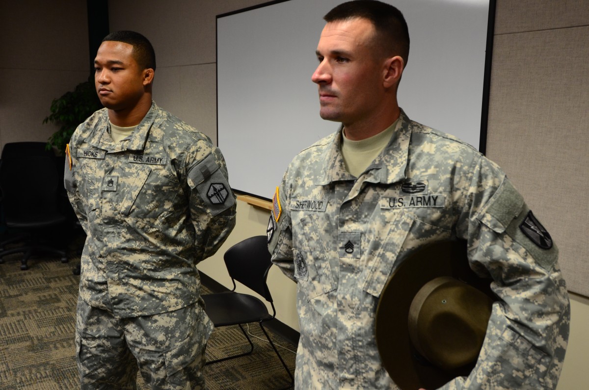 Drill Sergeants Hope To Show Leadership Skills Article The United 