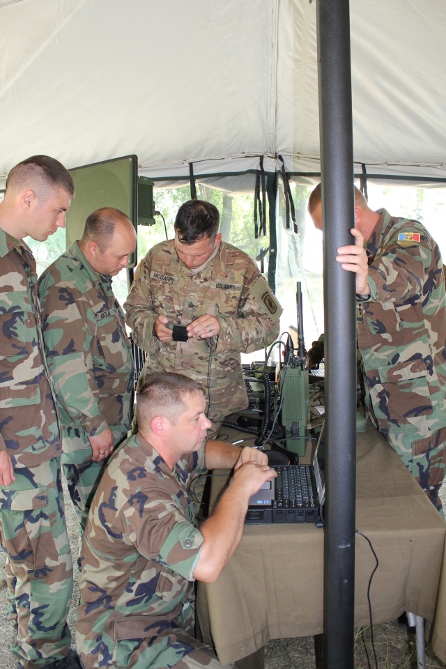 US, Moldovan signaleers build communications interoperability