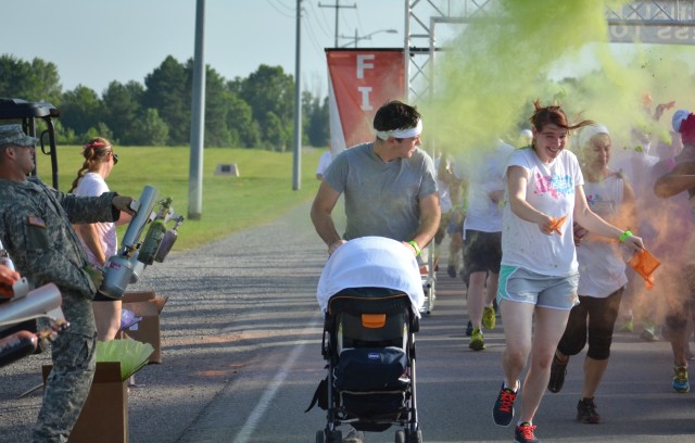 Strike, MWR host colorful fun run