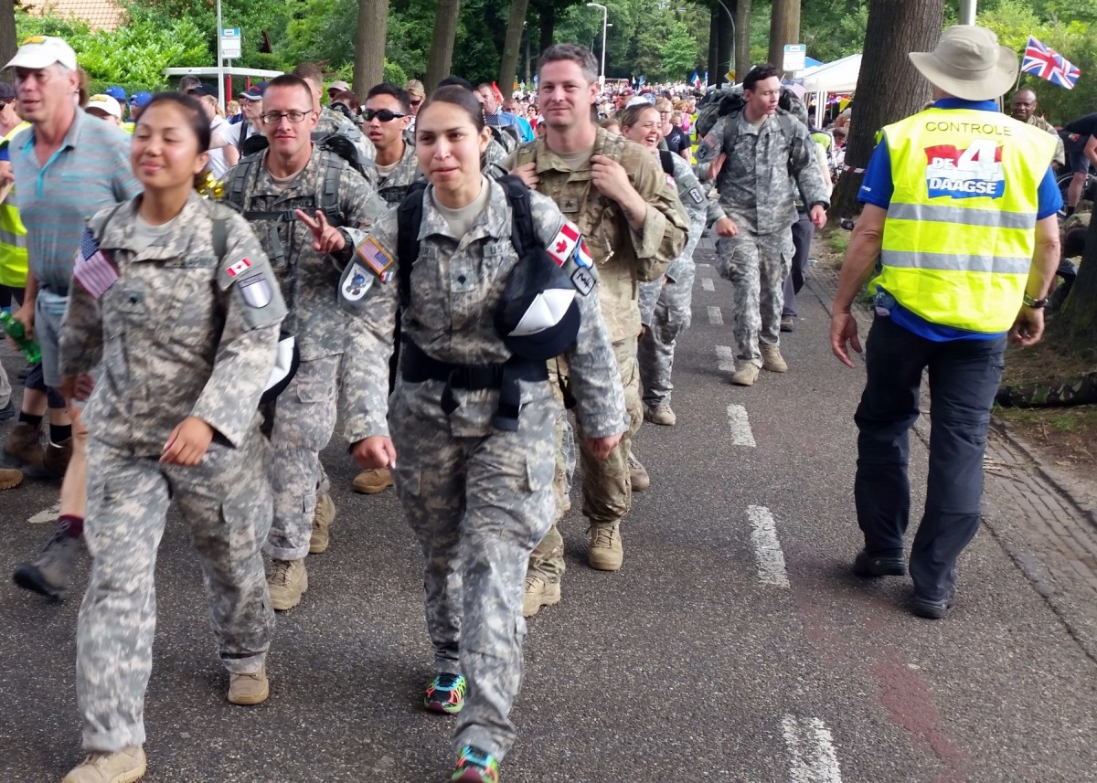 Blisters, boots, broken feet: TSC Soldiers take on 'Nijmegen 4 Daagse ...