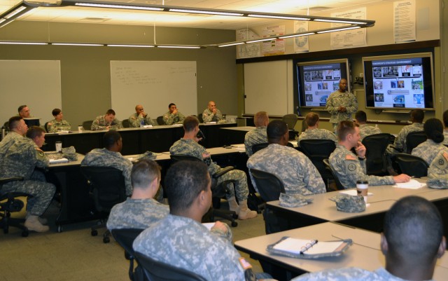 CECOM commanding general offers insight to CGSC students