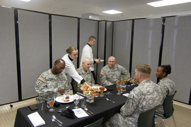 Army cooks learn new culinary skills