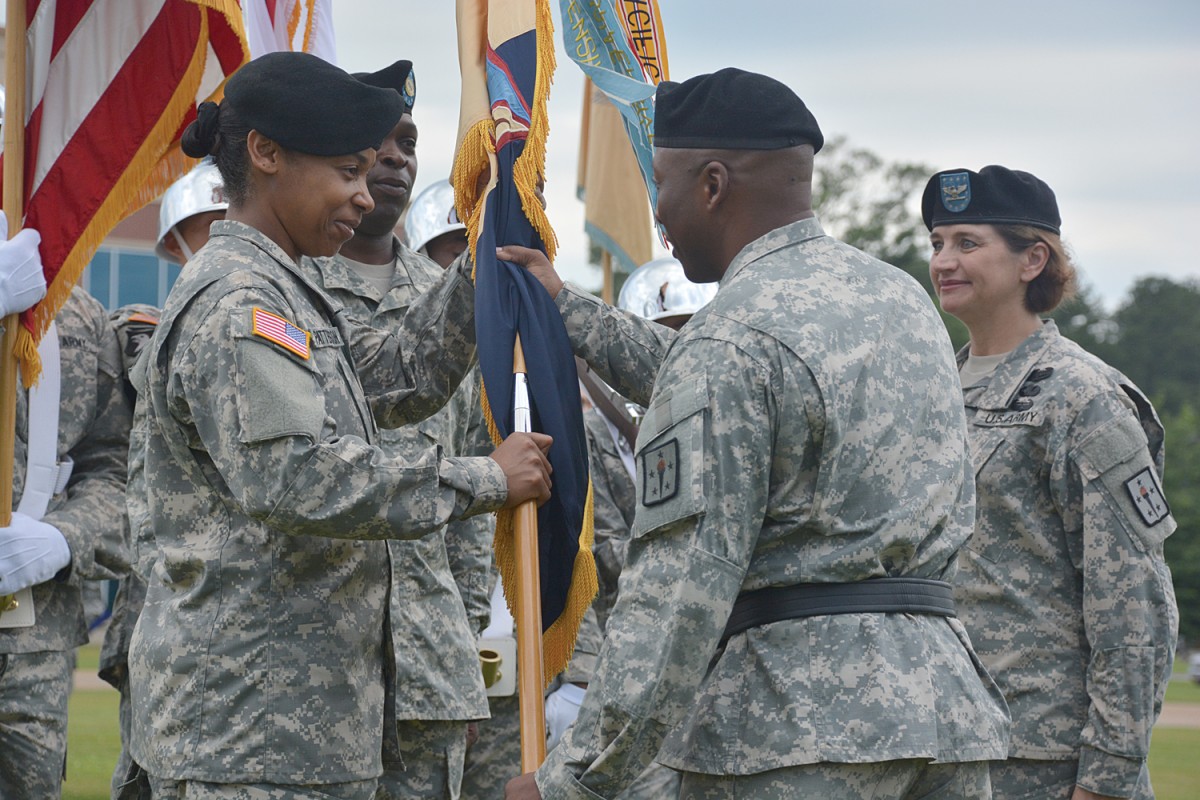 Fort Lee training brigade welcomes new commander | Article | The United ...