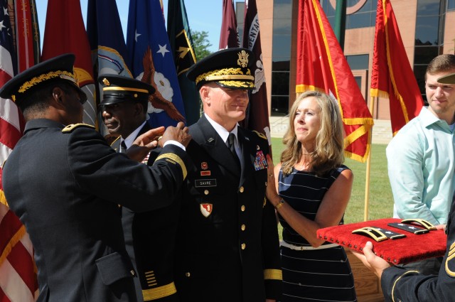 Fort Leonard Wood commanding general receives 2nd star