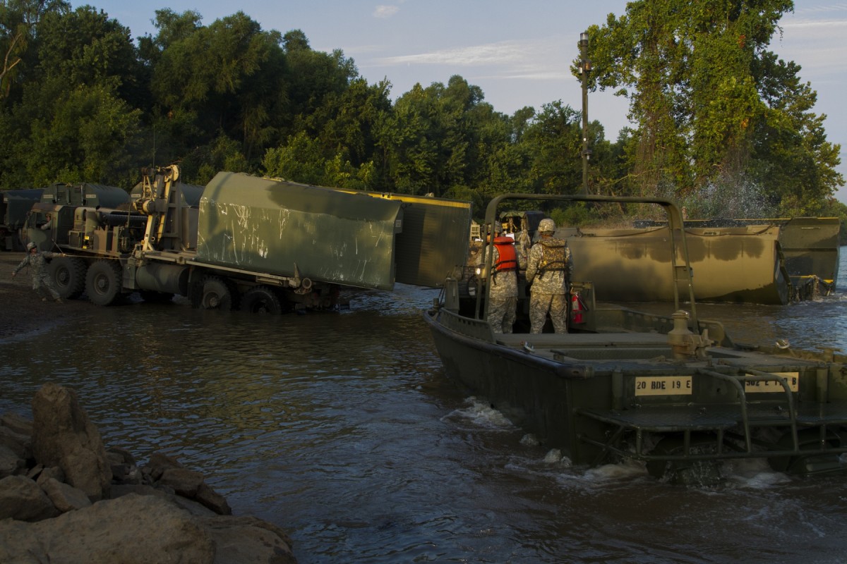 Army Reserve Active Army Engineers Bridge The Gap On Training Article The United States Army 7117